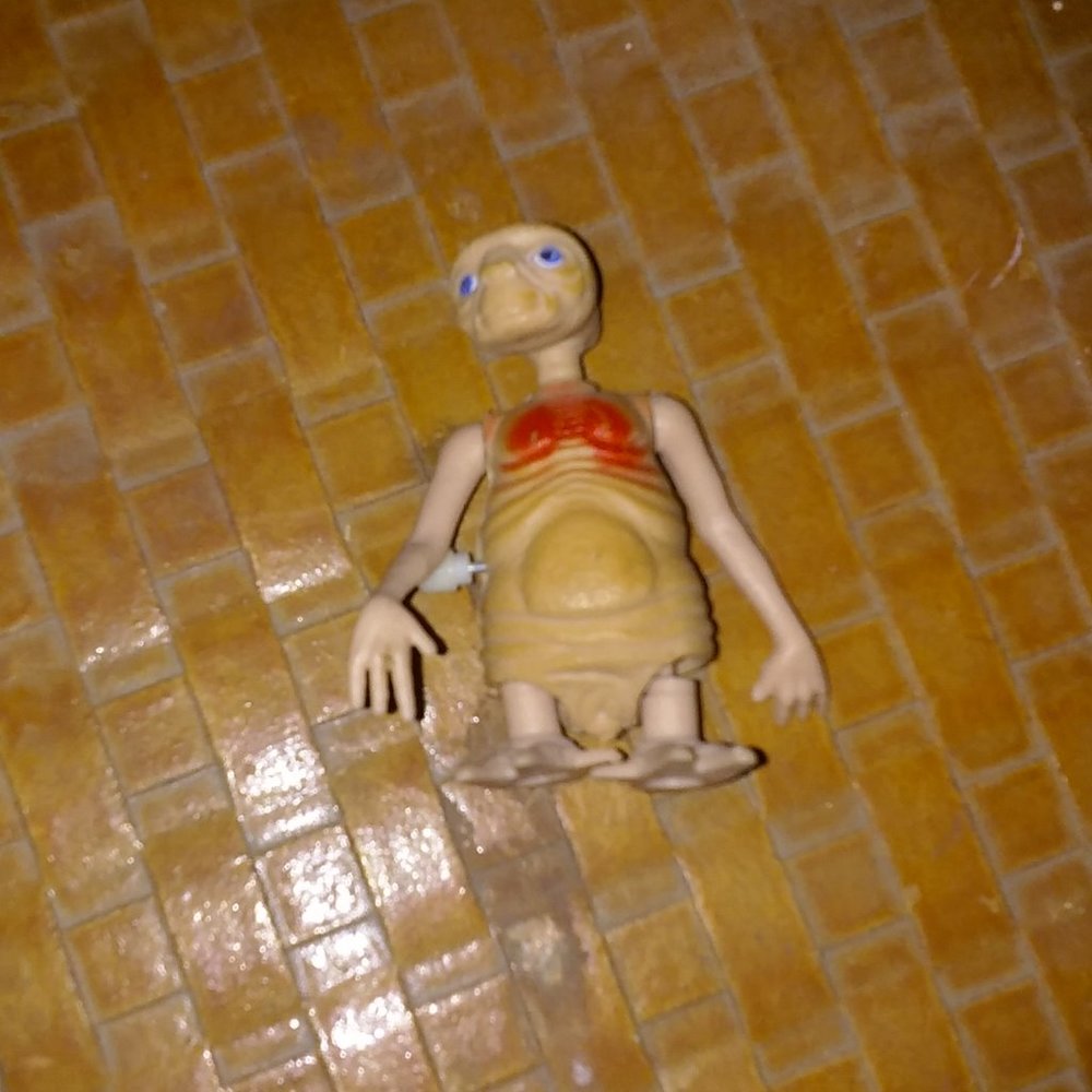 et wind up toy
